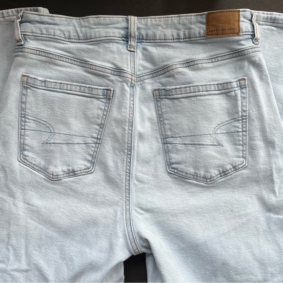 AMERICAN EAGLE HIGH RISE BOYFRIEND JEANS SIZE 12 - Picture 10 of 12